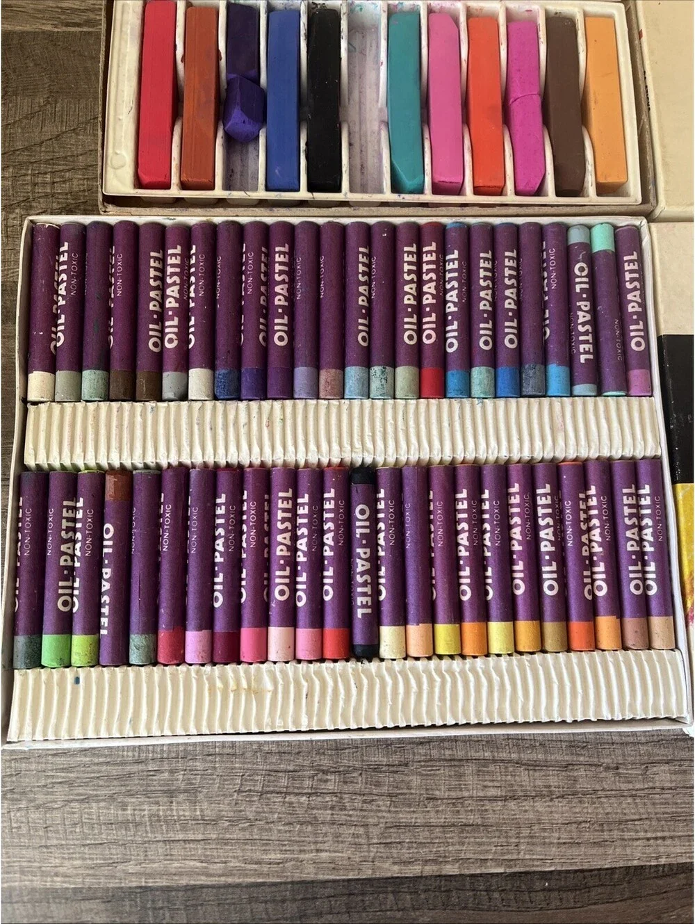 Vintage Pastels Weber Costello Alphacolor Box Of 48 & 22 Sticks